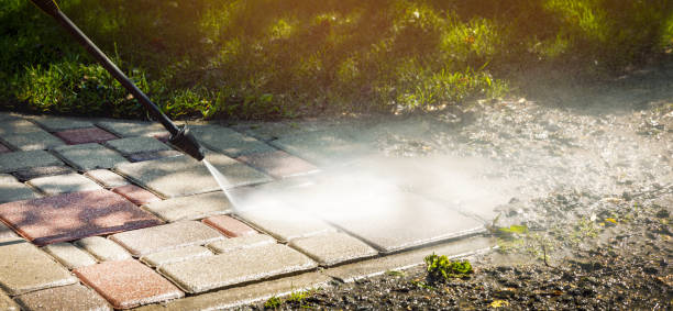 Professional Pressure Washing in Bloomfield, IN